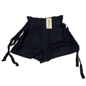 Choosy Luxury‎ Dark Wash Denim Paper Bag Shorts W/ Unique Pockets NWT Size Smal